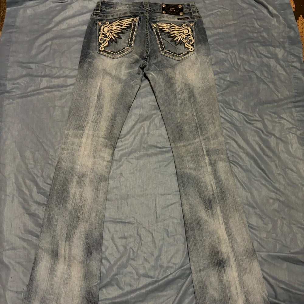 Miss me jeans size 27 inseam 34. These have a great look. - Picture 1 of 4